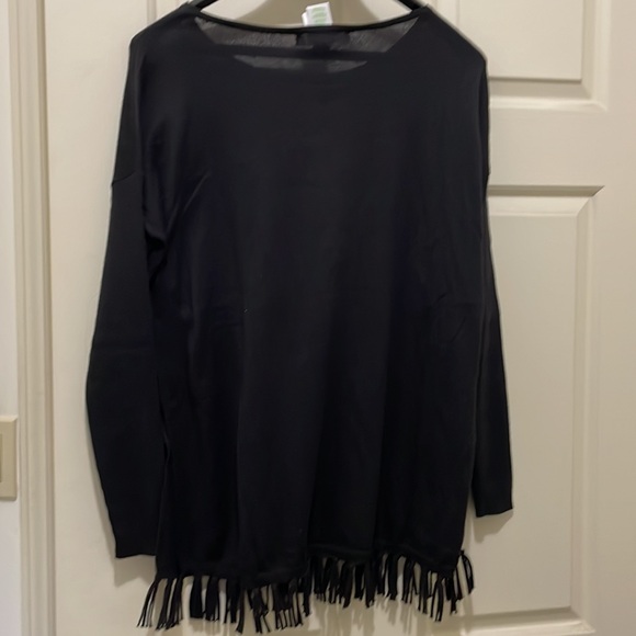 Lilly Pulitzer black long sleeve sweater (sz xs) - Picture 8 of 9